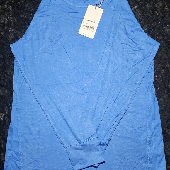 Mandala Heather Blue Scrub Set and Log Sleeve Undershirt - Picture 6 of 6